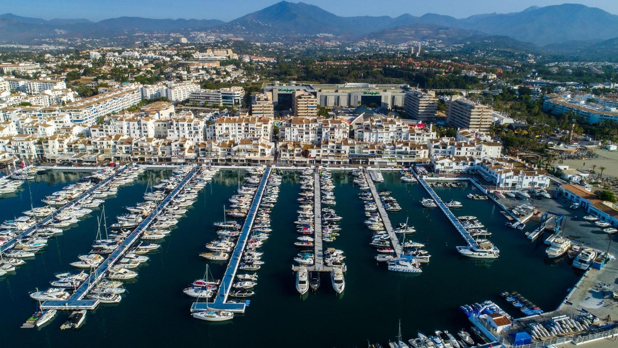 Marbella Banus Suites מראה חיצוני תמונה